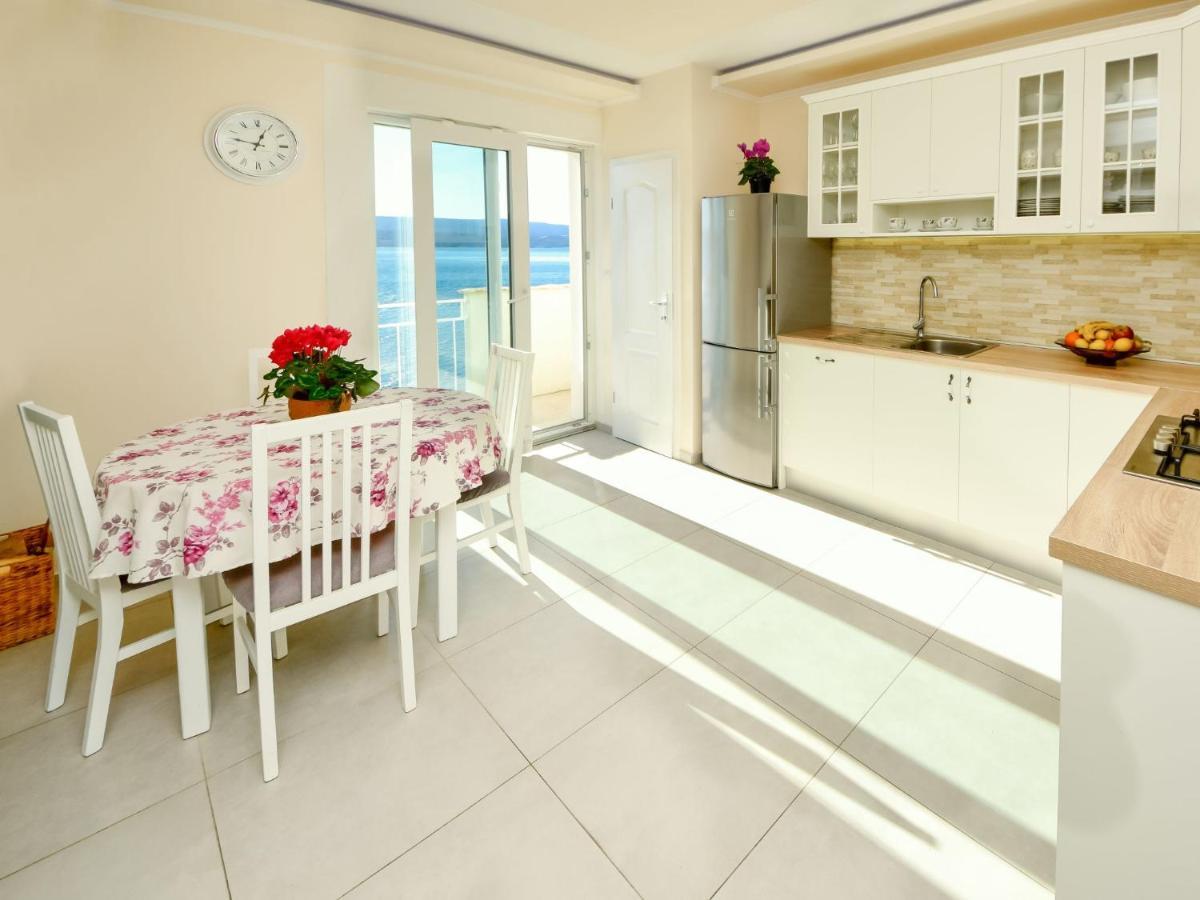 Holiday Home Lara By Interhome Omis Exterior photo