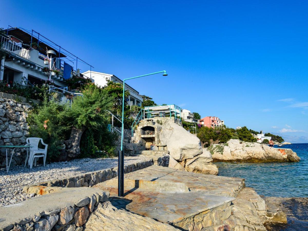 Holiday Home Lara By Interhome Omis Exterior photo